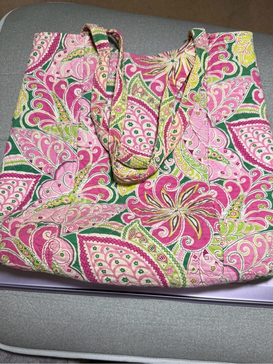 Vera Bradley Handbags - Vera Bradley Pinwheel Drop Classic Tote – Retired Pattern
